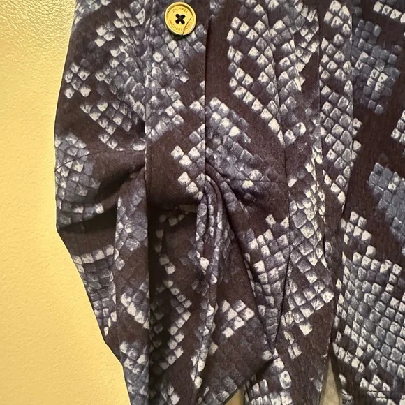 MICHAEL KORS | Snake Print Blue & Black 3/4 Sleeve Blouse | Size S - Picture 4 of 5